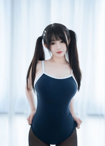 亚洲制服丝袜二区欧美_高清完整在线观看